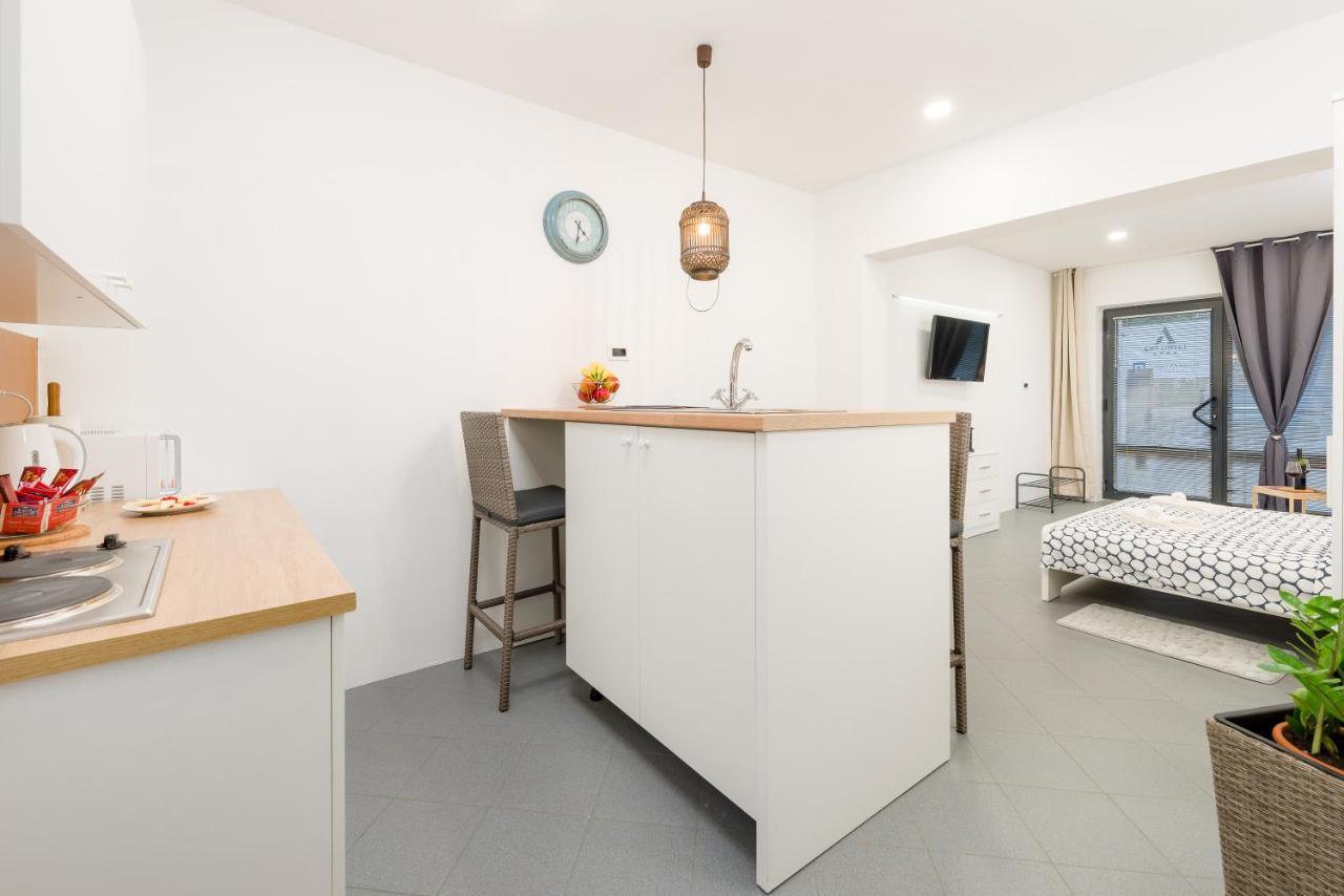 Studio Apartment Sesula Split Eksteriør bilde